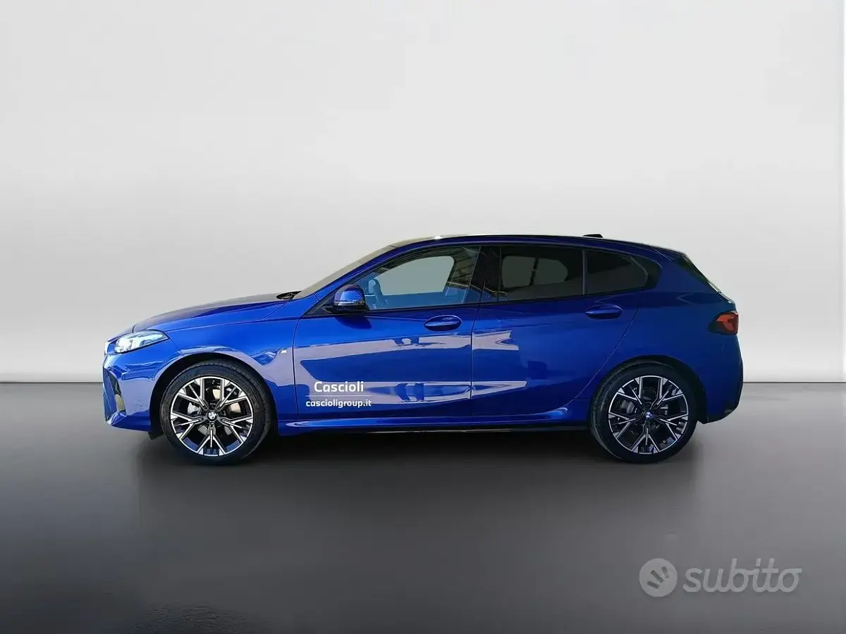 Usata BMW 118 M Sport 150 CV (110 kW) 2025 Saphirschwarz metallizzato Utilitaria