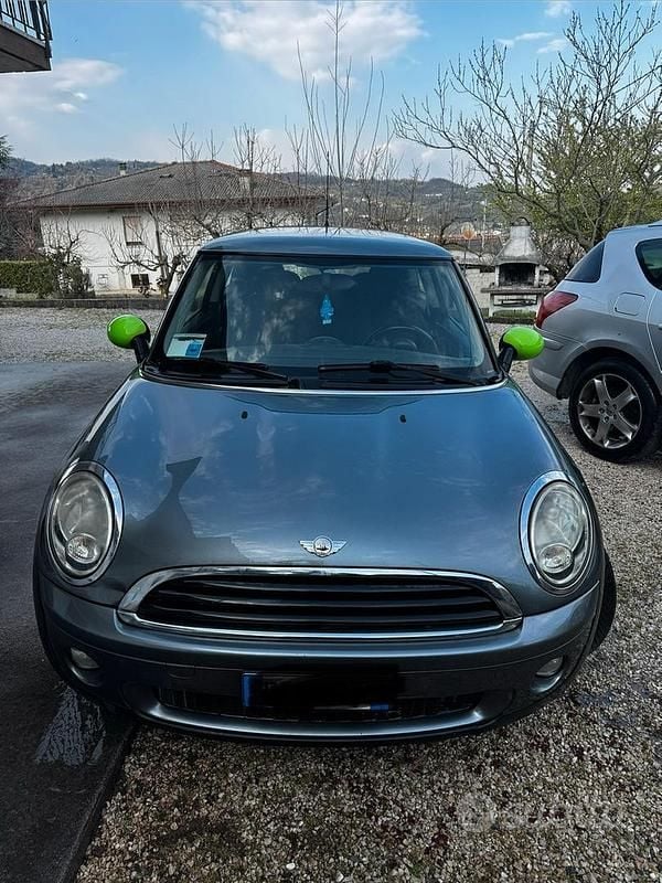 Usata Mini ONE 75 CV (55 kW) 2009 Utilitaria