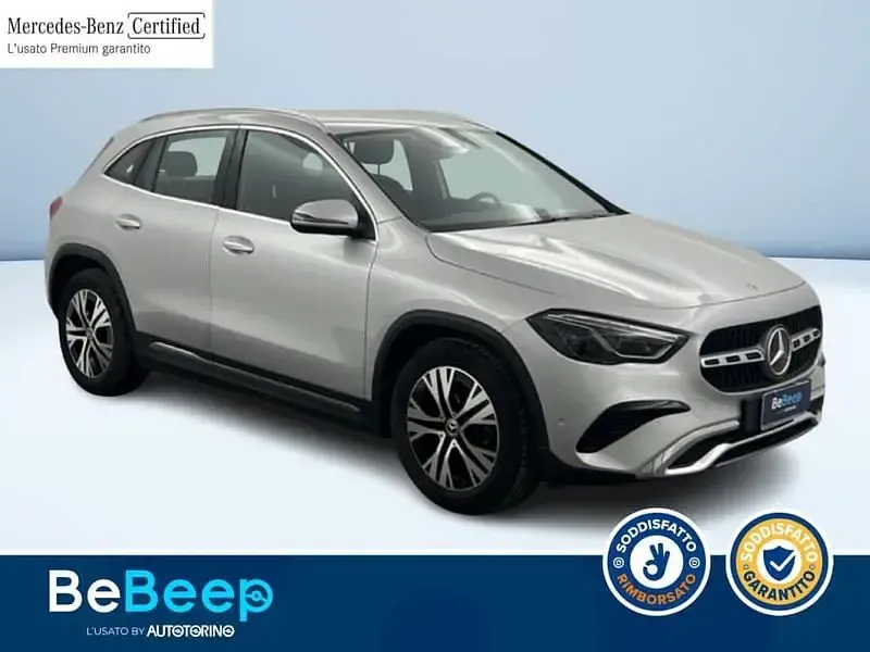 Usata Mercedes GLA200 Advanced 150 CV (110 kW) 2023 Argento metallizzato SUV