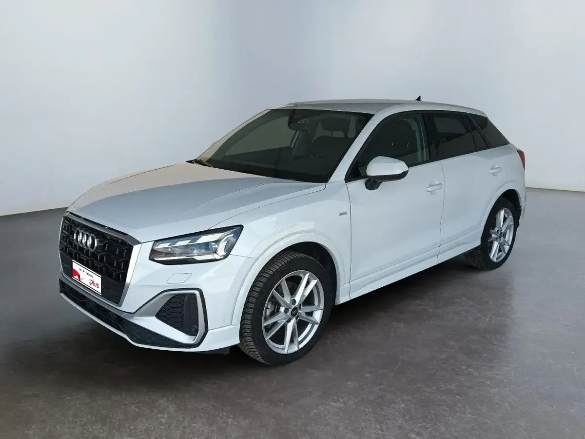 Usata Audi Q2 S-Line 150 CV (110 kW) 2024 Bianco SUV
