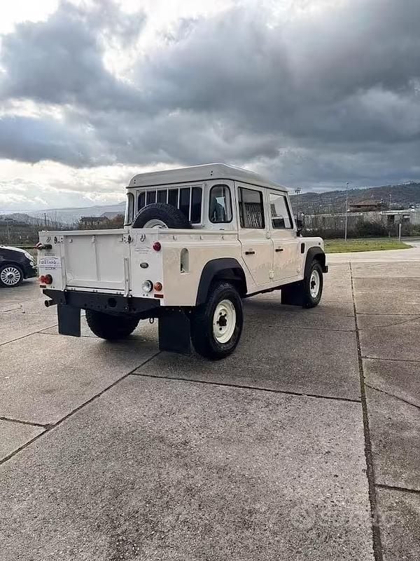 Usata Land Rover Defender 2010 Bianco SUV