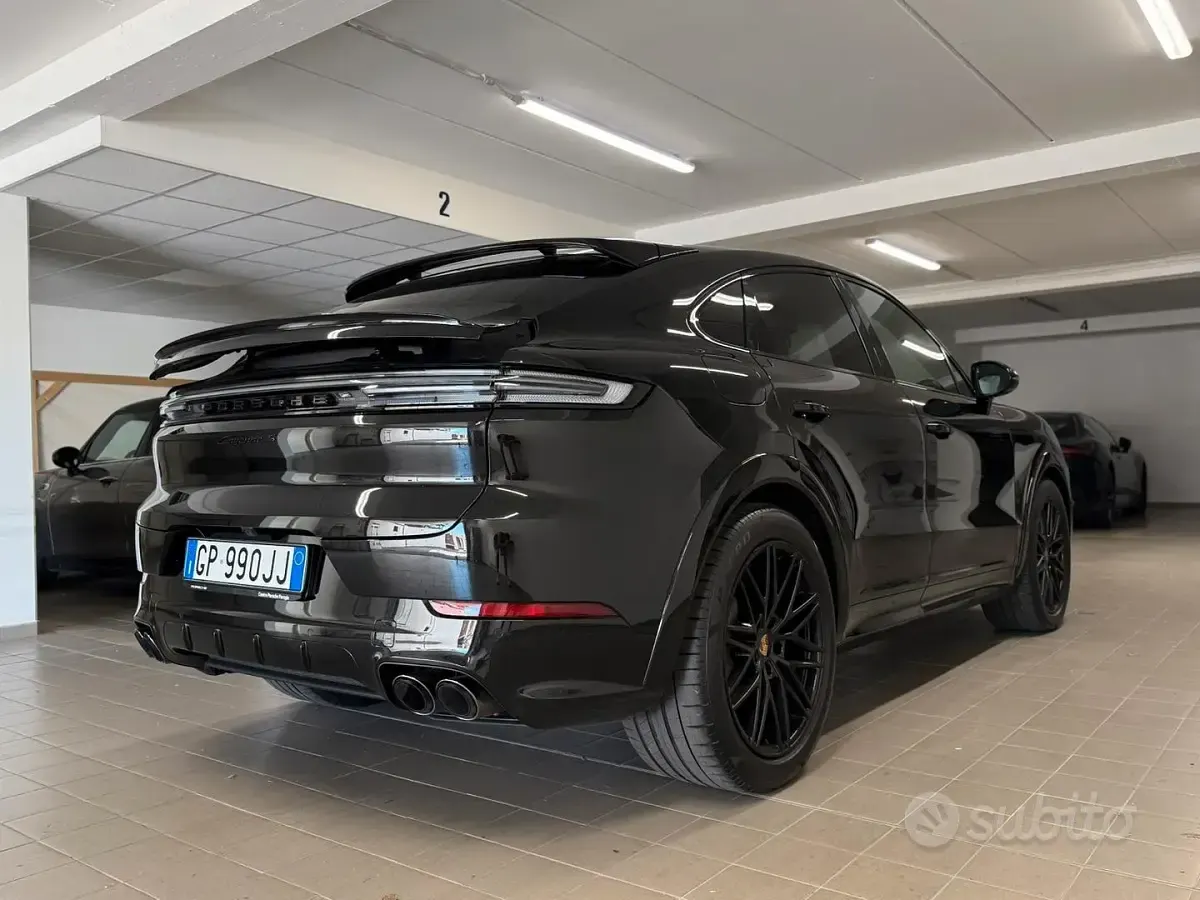 Usata Porsche Cayenne S 475 CV (349 kW) 2023 Nero SUV