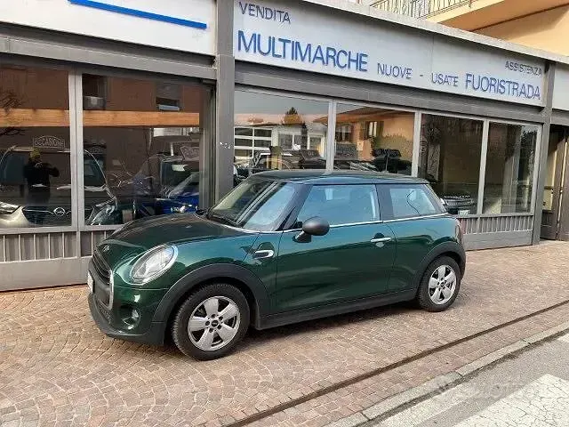 Usata Mini One D 95 CV (69 kW) 2017 Verde Utilitaria