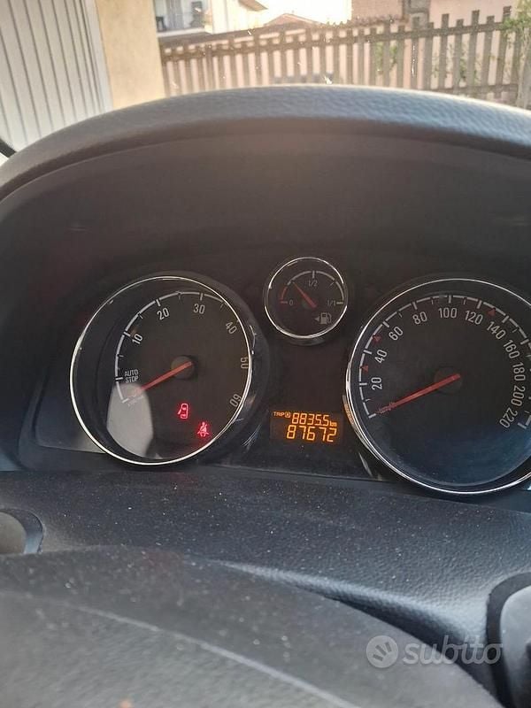 Usata Opel Antara Cosmo 184 CV (135 kW) 2015 Bianco SUV