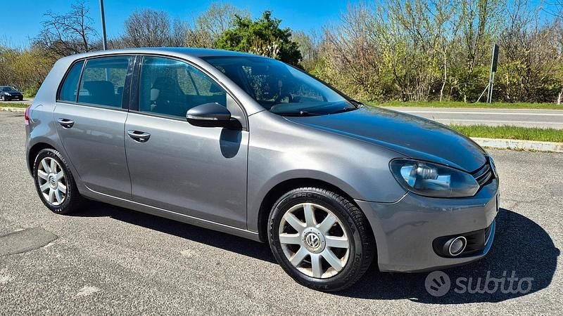 Usata VW Golf VI Highline 122 CV (89 kW) 2010 Grigio Utilitaria