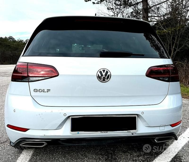 Usata VW Golf VII R-line 150 CV (110 kW) 2018 Berlina