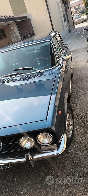 Usata Alfa Romeo 2000 1970 Blu Berlina