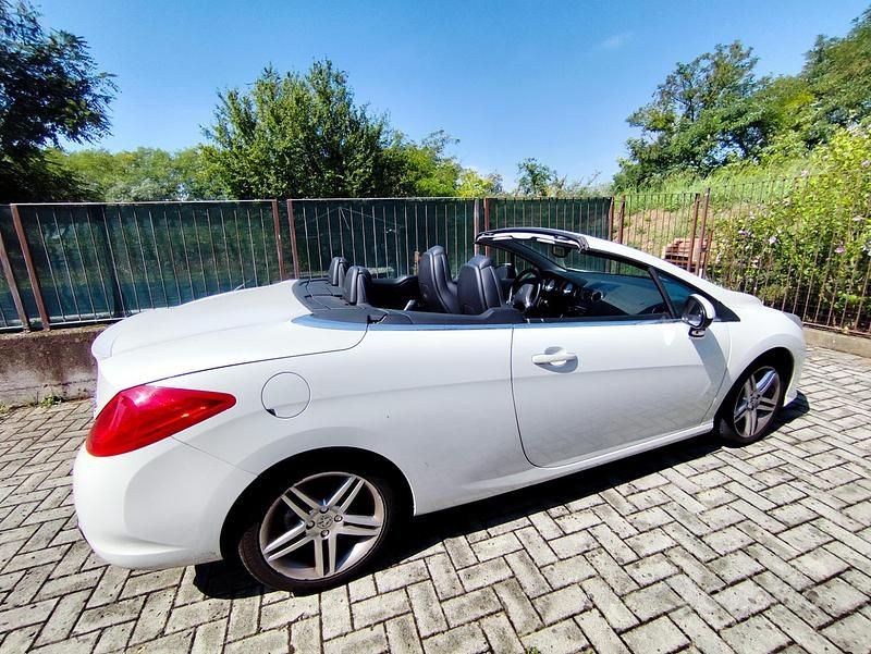 Usata Peugeot 308 CC 140 CV (102 kW) 2009 Bianco Cabrio