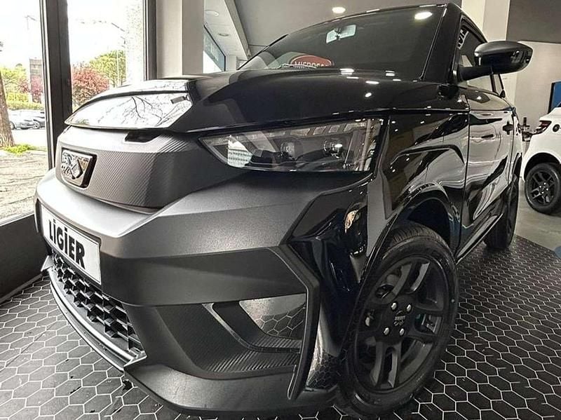 Nuova Ligier JS50 2026 Nero intenso Utilitaria