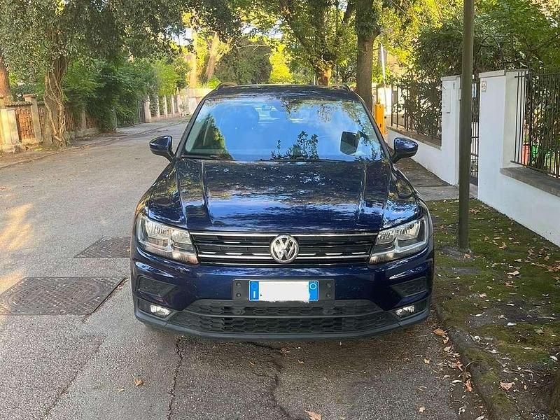 Usata VW Tiguan Business 116 CV (85 kW) 2018 Blu/azzurro SUV
