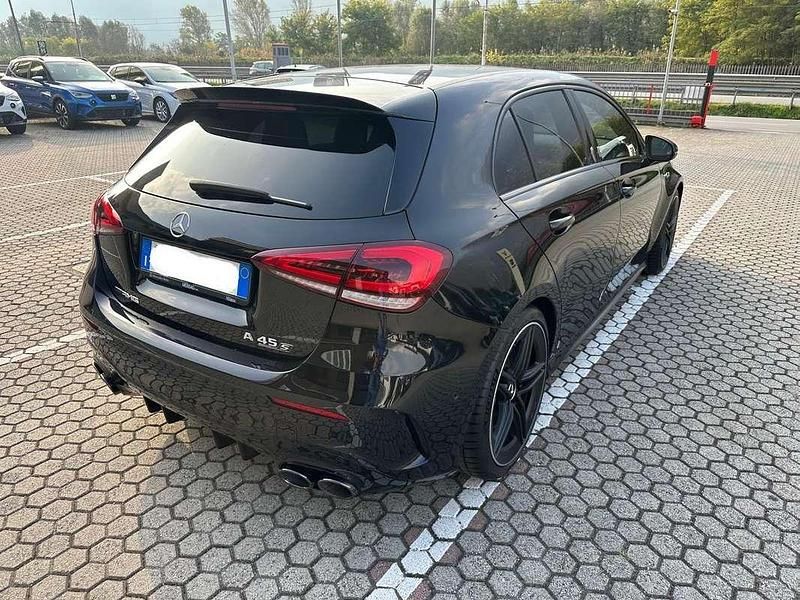 Usata Mercedes A45 AMG AMG 421 CV (309 kW) 2021 Nero Berlina