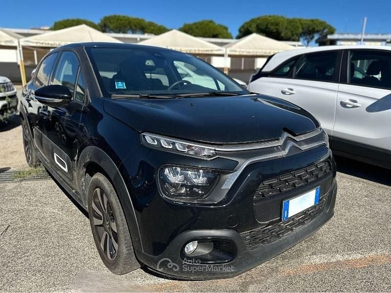 Nero Usata 2024 Citroën C3 PureTech Tre volumi | 11.950 € (Ottimo prezzo) - Immagine 1/4