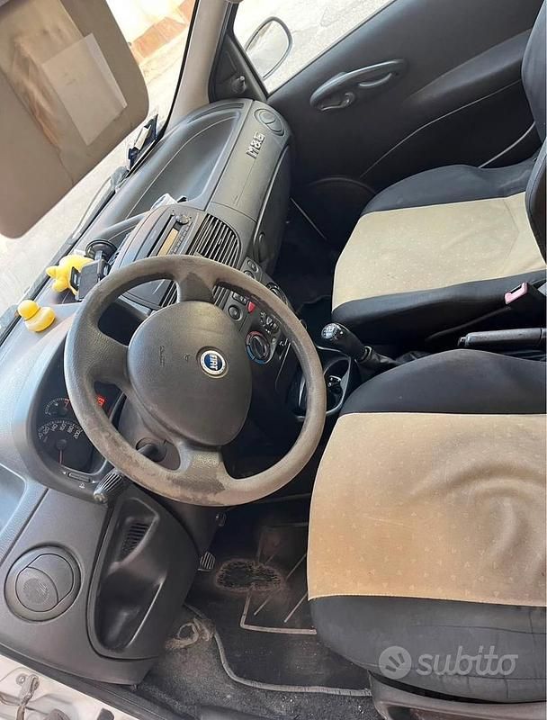 Usata Fiat Punto 2005 Bianco Utilitaria