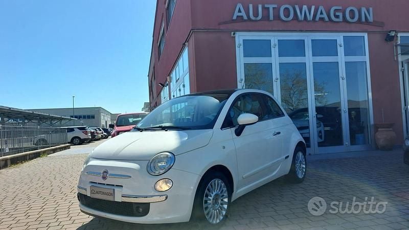 Usata Fiat 500 Lounge 69 CV (50 kW) 2010 Bianco Utilitaria