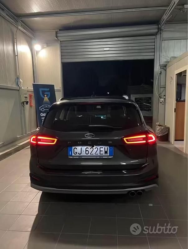 Usata Ford Focus 120 CV (88 kW) 2022 Station wagon
