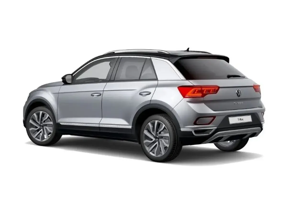 Usata VW T-Roc Style 110 CV (80 kW) 2023 Pyrit silver metallizzato nero SUV