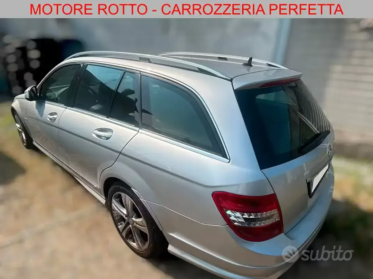 Usata Mercedes C320 AMG 224 CV (164 kW) 2008 Grigio Station wagon
