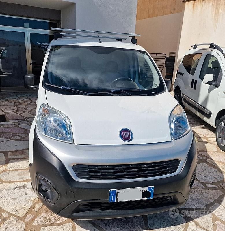 Usata Fiat Fiorino 95 CV (69 kW) 2018 Bianco Monovolume