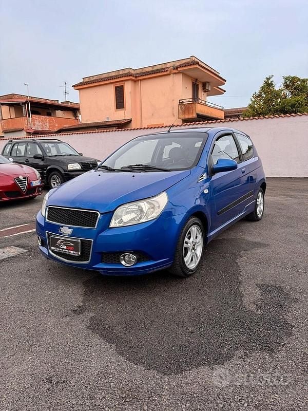 Usata Chevrolet Aveo 82 CV (60 kW) 2009 Blu Berlina