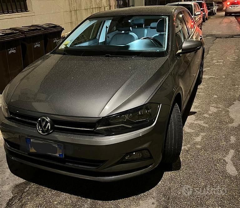 Usata VW Polo Comfortline 80 CV (58 kW) 2019 Grigio Berlina