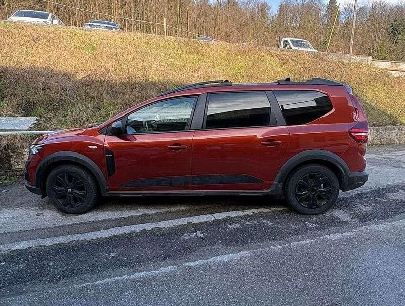 Usata Dacia Jogger Extreme 101 CV (74 kW) 2022 Marrone Monovolume