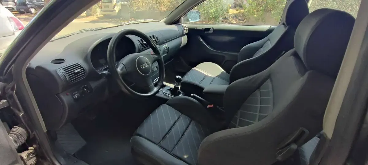 Usata Audi A3 Attraction 131 CV (96 kW) 2001 Utilitaria
