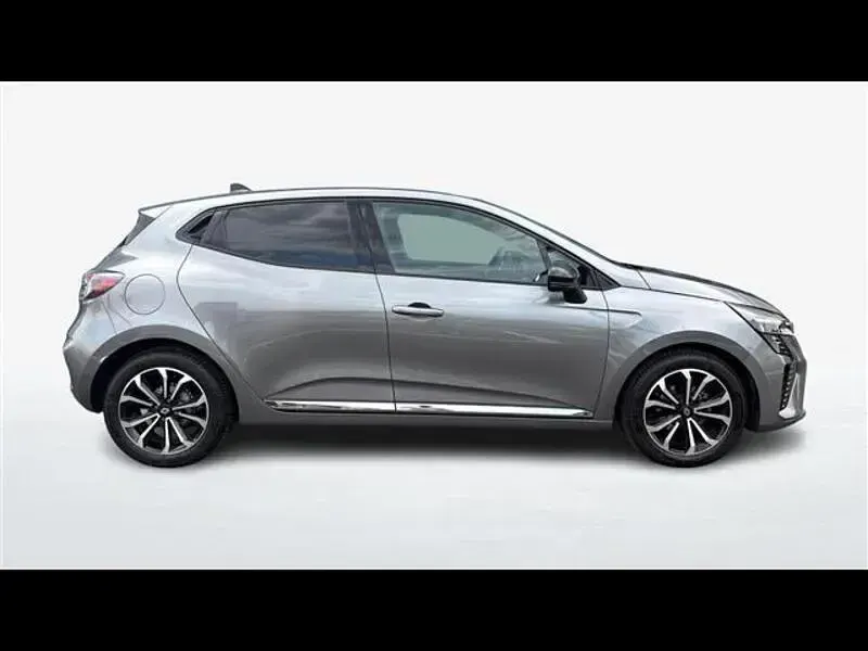 Usata Renault Clio V Techno 91 CV (66 kW) 2024 Grigio Berlina