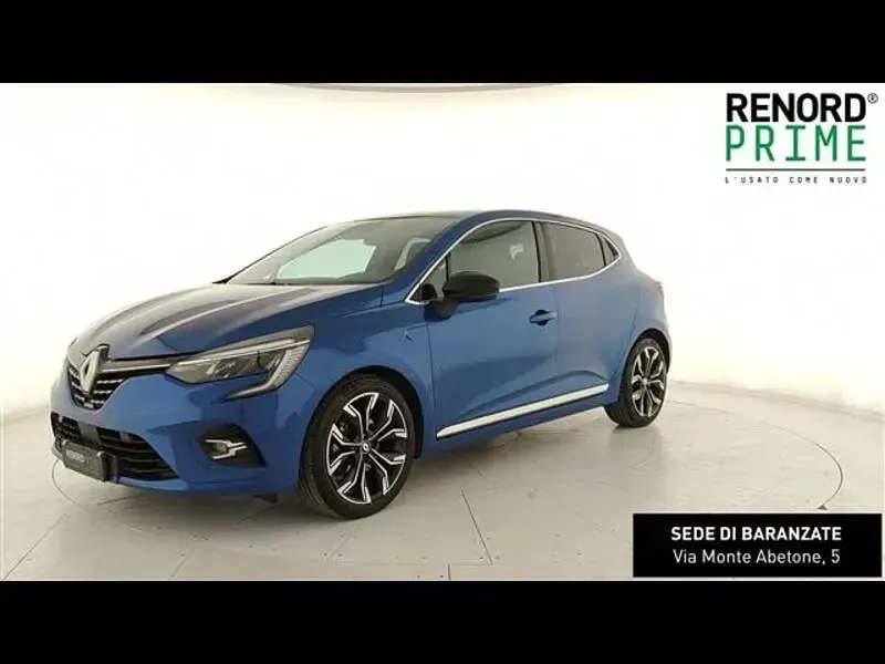 Usata Renault Clio Techno 145 CV (106 kW) 2023 Blu scuro Utilitaria