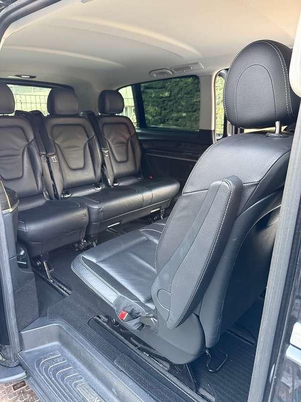 Usata Mercedes V250 Premium 190 CV (139 kW) 2023 Nero Monovolume