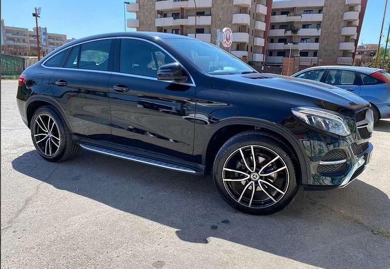 Nero Usata 2016 Mercedes GLE350 Coupé | 33.000 € (Buon prezzo) - Immagine 1/4