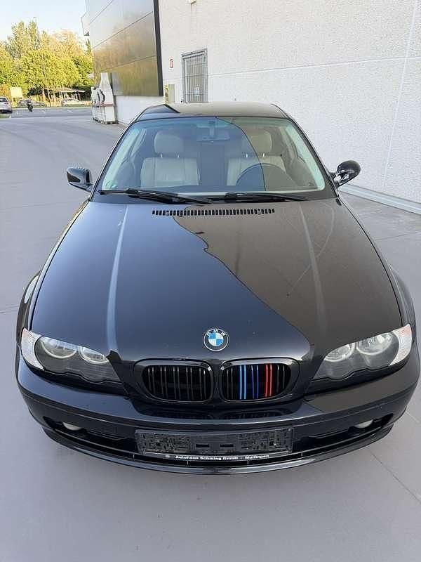 Usata BMW 325 192 CV (141 kW) 2001 Coupé