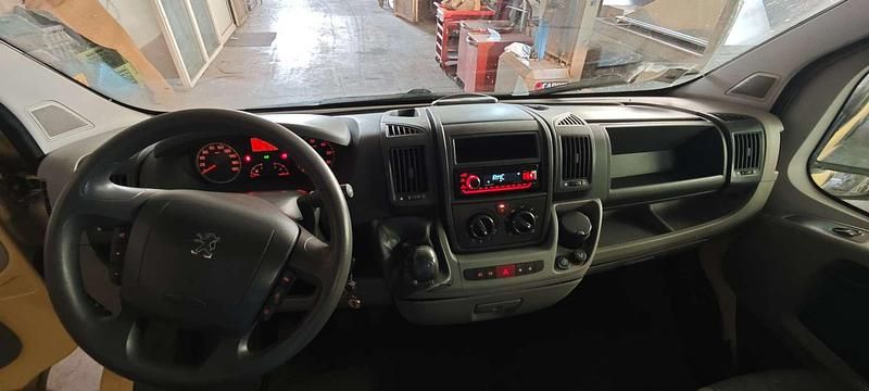 Usata Peugeot Boxer 120 CV (88 kW) 2007 Giallo Furgone