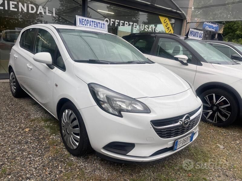 Usata Opel Corsa Innovation 75 CV (55 kW) 2016 Bianco Berlina