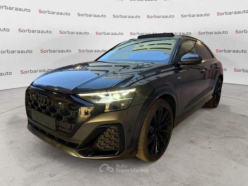 Grigio Nuova 2025 Audi Q8 S-Line SUV | 92.990 € (Buon prezzo) - Immagine 1/4