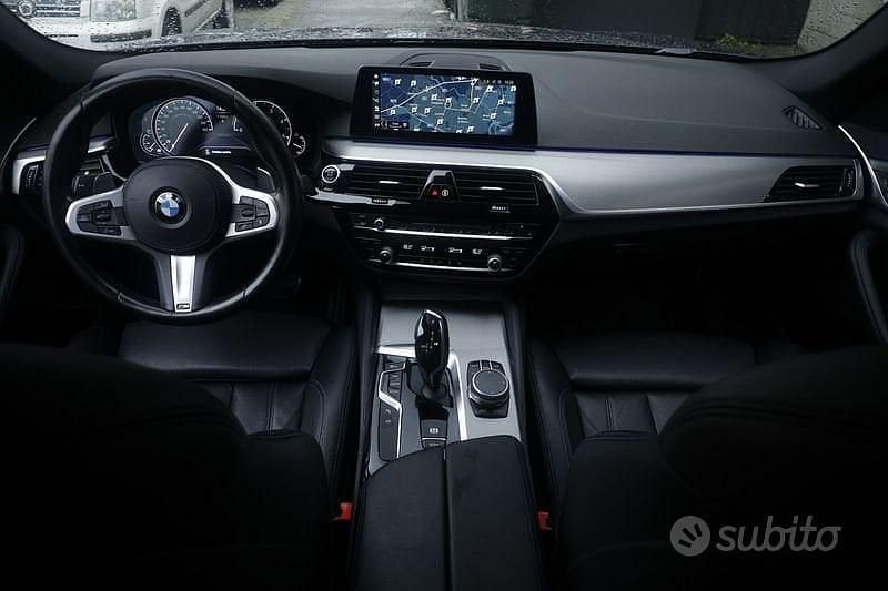 Usata BMW 530 M Sport 249 CV (183 kW) 2018 Blu scuro Station wagon