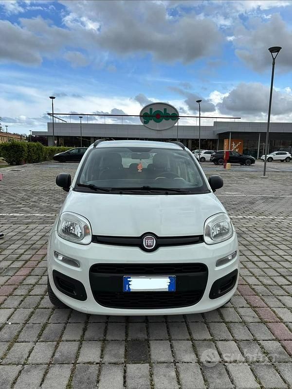 Bianco Usata 2014 Fiat Panda Tre volumi | 5200 € (Buon prezzo) - Immagine 1/4