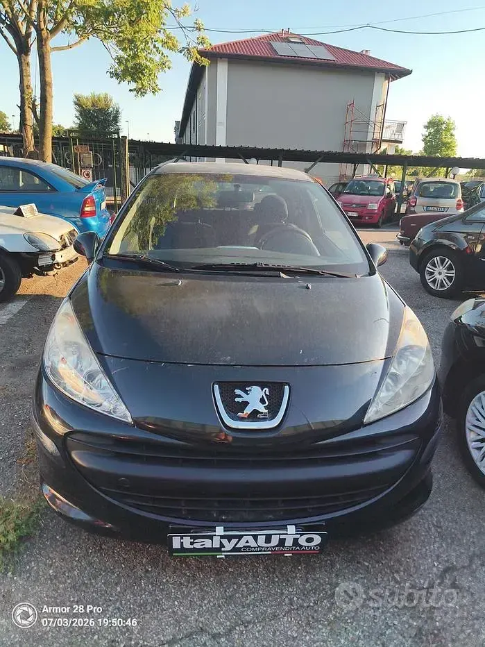 Usata Peugeot 207 95 CV (69 kW) 2008 Nero Berlina