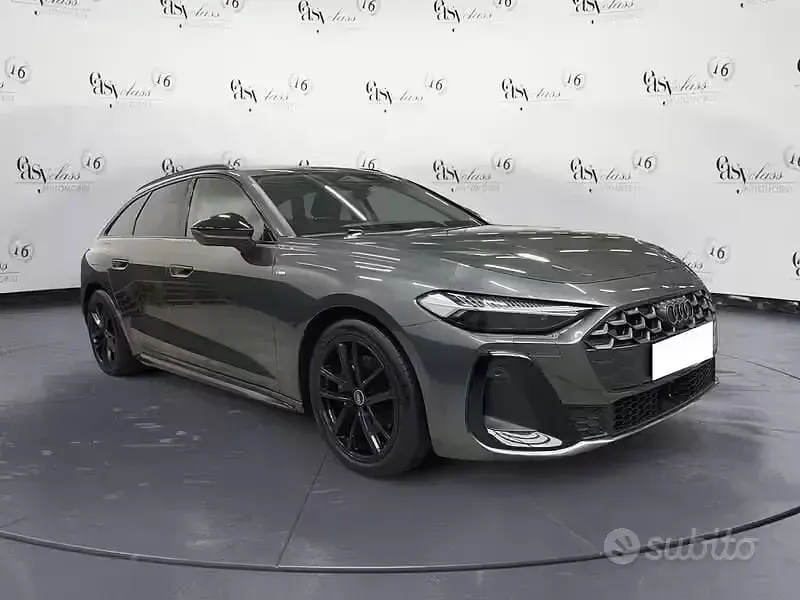 Usata Audi A5 S-Line 150 CV (110 kW) 2025 Grigio Station wagon