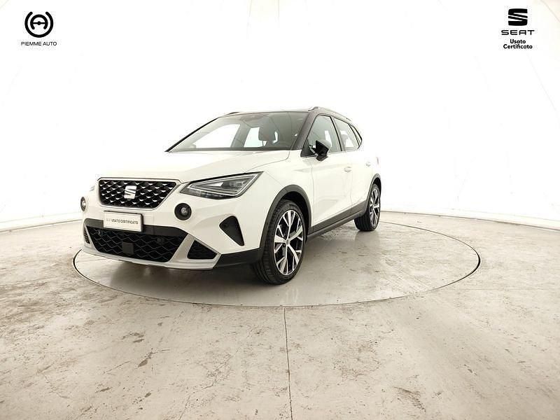 Bianca tetto nero Usata 2022 Seat Arona Xperience SUV | 12.900 € (Buon prezzo) - Immagine 1/4