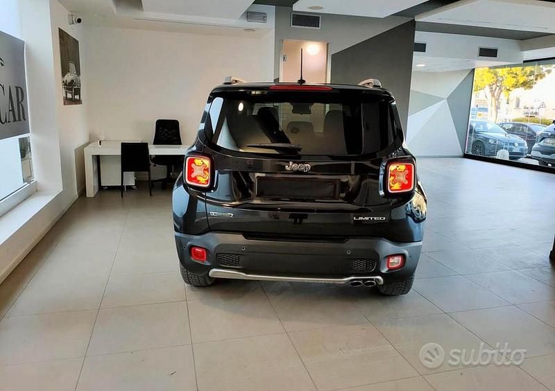 Usata Jeep Renegade Limited 120 CV (88 kW) 2014 Nero SUV