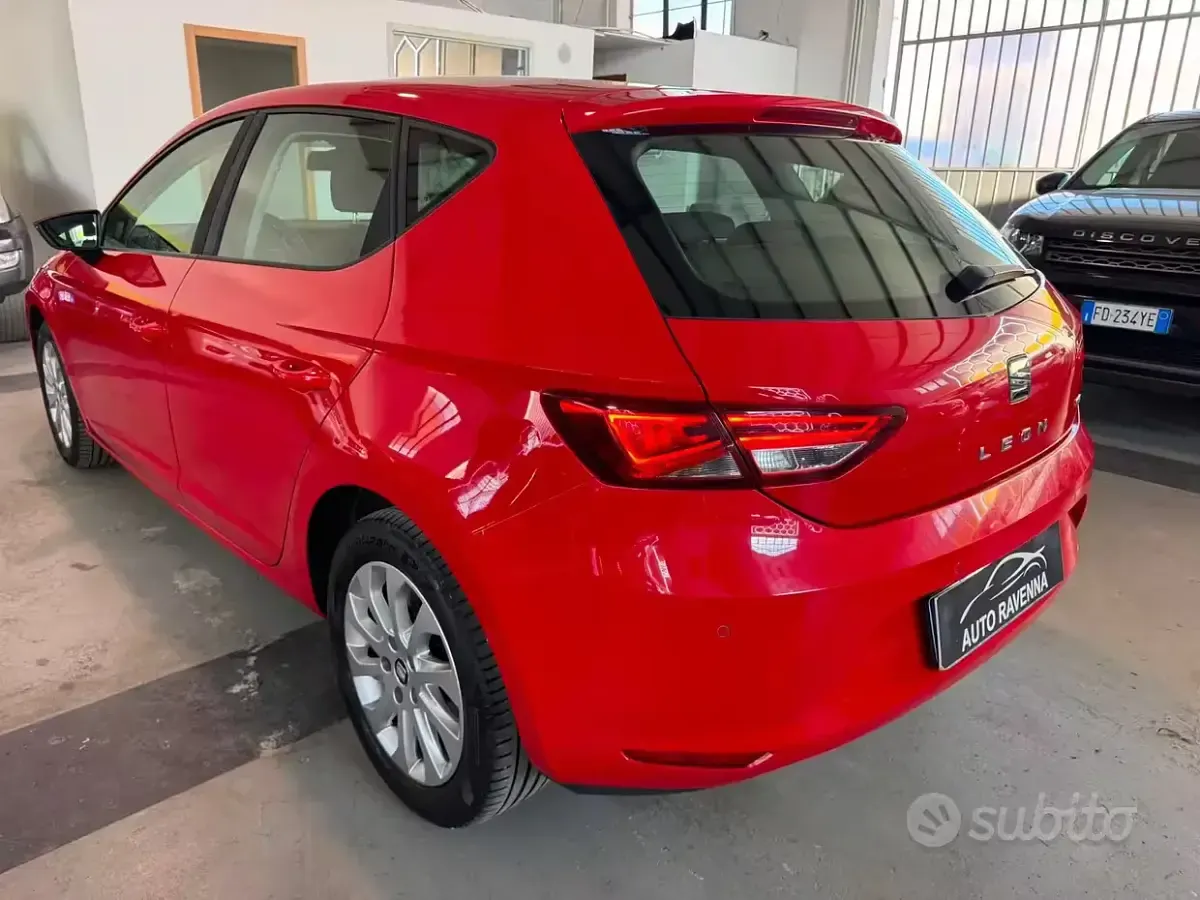 Usata Seat Leon Business 110 CV (80 kW) 2017 Rosso Berlina