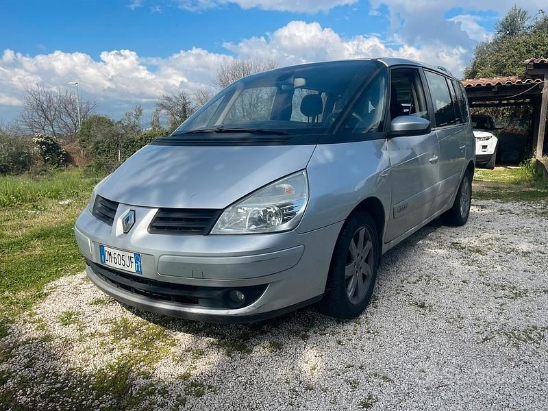 Usata Renault Espace 150 CV (110 kW) 2008 Grigio Monovolume