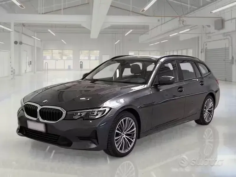 Usata BMW 318 Efficient Dynamics 150 CV (110 kW) 2021 Station wagon