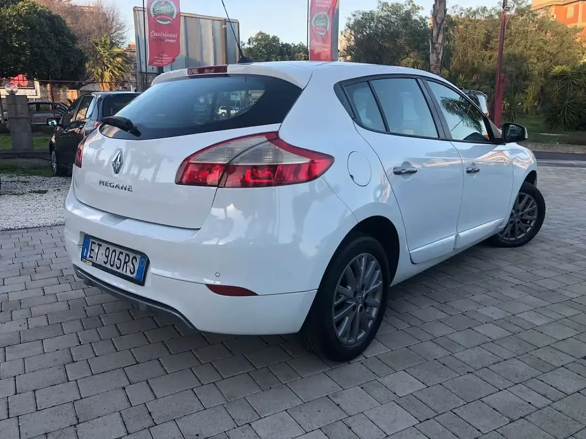 Usata Renault Mégane GT GT 110 CV (80 kW) 2014 Bianco Coupé