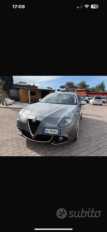 Usata Alfa Romeo Giulietta 109 CV (80 kW) 2020 Grigio Utilitaria