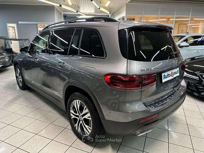 Usata Mercedes GLB180 Advanced Plus 116 CV (85 kW) 2024 Grigio SUV