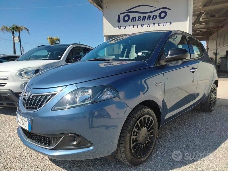 Usata Lancia Ypsilon S 2022 Blu Utilitaria
