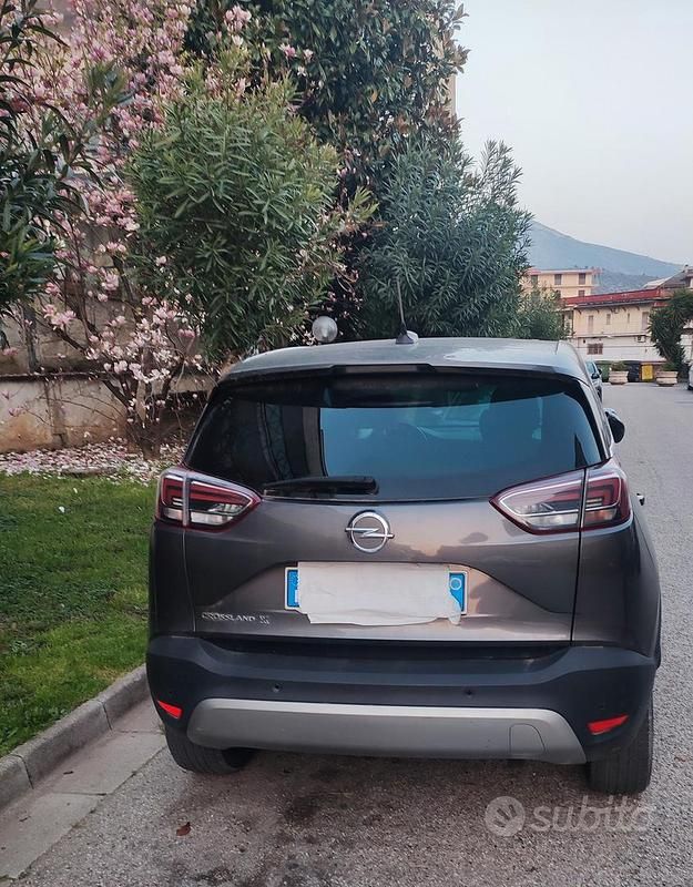 Usata Opel Crossland X 110 CV (80 kW) 2020 Grigio SUV