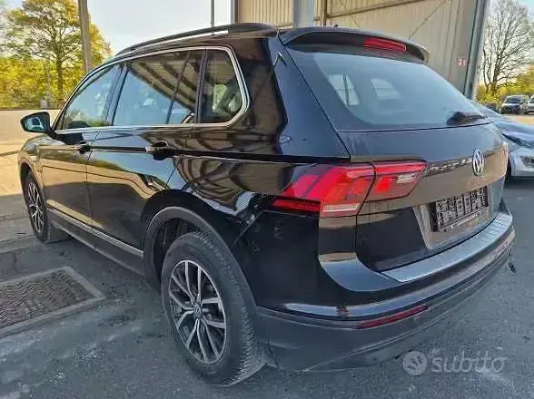 Usata VW Tiguan Comfortline 150 CV (110 kW) 2017 Nero SUV