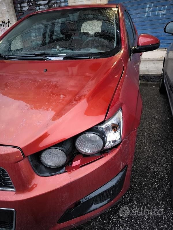 Usata Chevrolet Aveo 86 CV (63 kW) 2011 Rosso Berlina